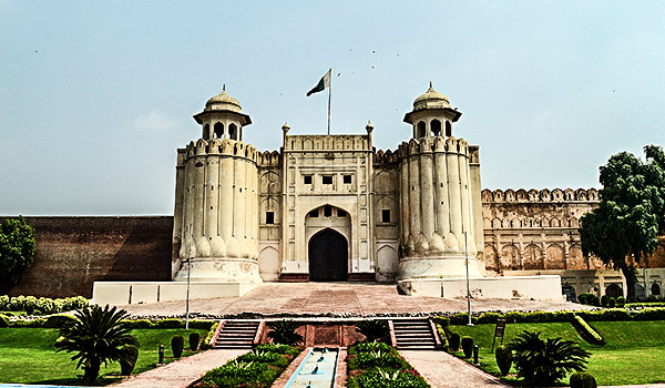 Lahore Fort, Shahi Qila