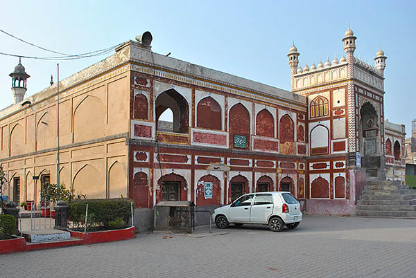 Chiniot Mosque 